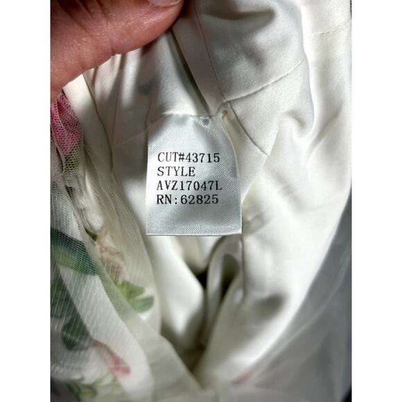 Tadashi Shoji Renee Floral Dress AVZ17047L Size 8 - Special Order Gown - Picture 10 of 11